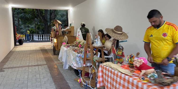 Plaza Centenario cuenta con oferta gastronómica y cinco accesos para visitantes