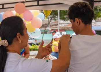 Secretaría de Salud recomienda vacunación contra el sarampión a viajeros internacionales