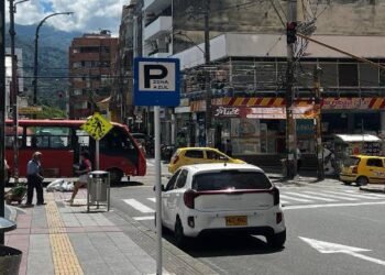 Secretaría de Movilidad avanza en ajustes jurídicos y operatividad para plan piloto de zonas azules