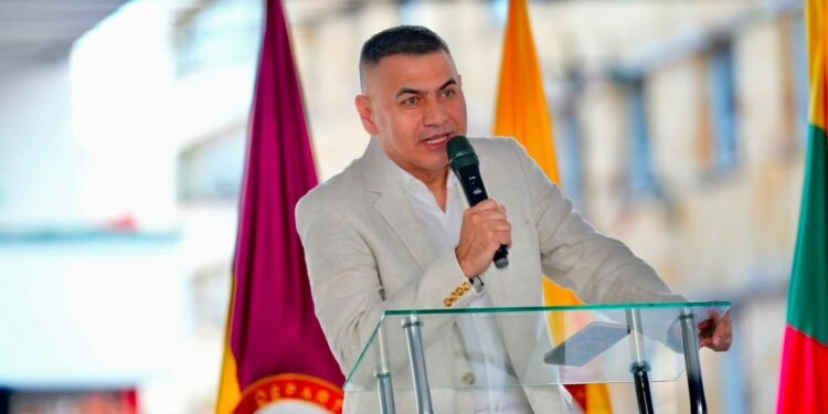 Secretario de Gobierno de Ibagué dice que oficiales activos estarían detrás de su salida del Ejército