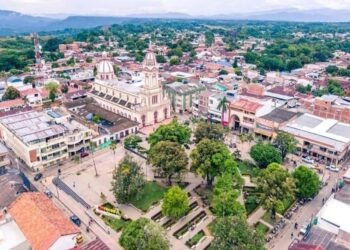Atención conductores: Chaparral tendrá cierres viales en agosto por la Feria Internacional del Café