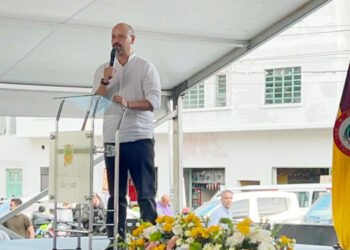 “Me siento más que orgulloso que un general de la República me suceda en este cargo”, Francisco Espín, exsecretario de Gobierno de Ibagué