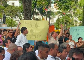 Habitantes de Villa Resistencia piden soluciones de vivienda ante posible desalojo