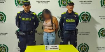 Cayó mujer señalada de robar un celular en un establecimiento comercial de Ibagué