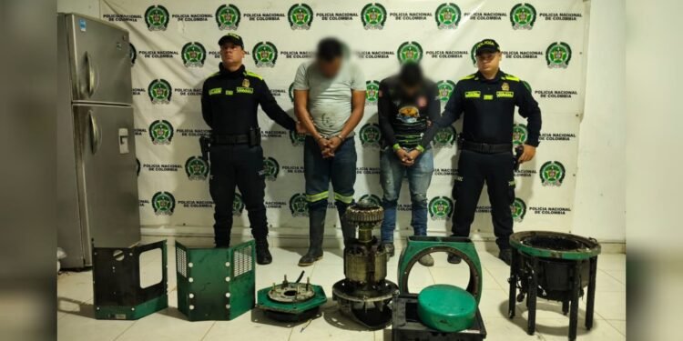 Cayeron tras el robo de una antena: los interceptaron cuando escapaban por la vía Cunday-Villarrica