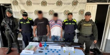 ¡Les cayó la SIJIN! Allanamientos dejaron dos capturados con armas, Tussi y dinero en Saldaña