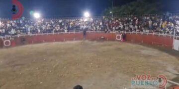 ¡Terror en Castilla! Toro saltó a las graderías y convirtió la fiesta en una estampida