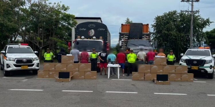 Recuperan cargamento de 495 computadores y capturan a nueve personas en operativo realizado en Chicoral