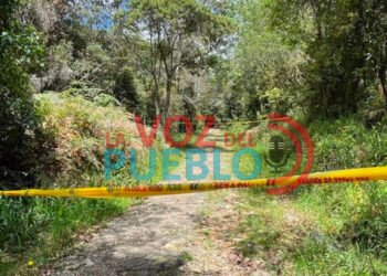 ¡A sangre fría! Encuentran a un hombre asesinado con un cartel sobre su cuerpo en Mariquita