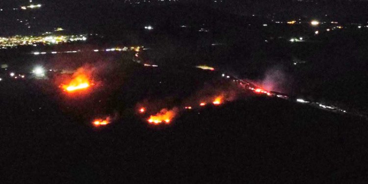 Habitantes de la calle habrían provocado incendio forestal en La Variante entre el Aeropuerto y El Salado