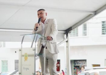General (r) Jhon Jairo Rojas aseguró que fue víctima de un montaje y afirmó que llega a trabajar por Ibagué