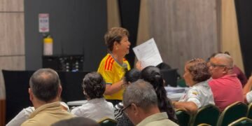Gobernación agiliza entrega de resoluciones y evita gastos a líderes comunales del Tolima