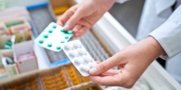 Docente denuncia demoras en la entrega de medicamentos del FOMAG