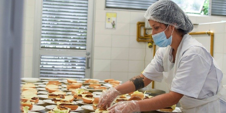 Más de 33.200 estudiantes de Ibagué continuarán beneficiándose con el PAE durante el segundo semestre