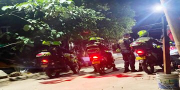 Familias afectadas por incendio en Álamos volvieron a ocupar los lotes y reportan intervención de la Policía