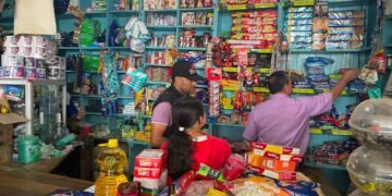 GOAT golpea el comercio ilegal en el Tolima: dos establecimientos fueron cerrados por vender licor irregular
