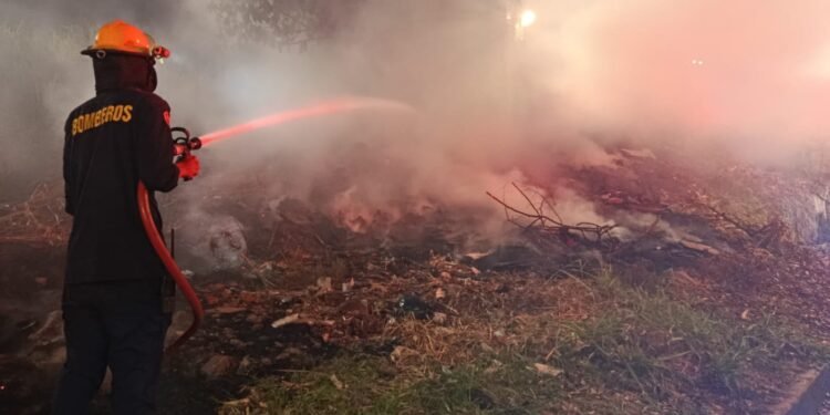 Bomberos de Ibagué atendieron 11 incendios forestales en un solo día