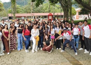 Más de tres mil estudiantes nuevos inician su sueño profesional con el IDEAD UT