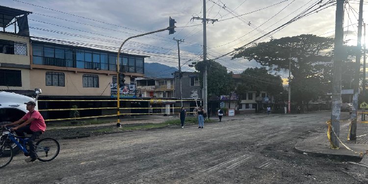 Comerciantes de la Comuna Siete reportan disminución en sus ventas durante ejecución de obras de la avenida Ambalá
