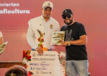 Estudiante del IDEAD UT se coronó campeón de catación en Ibagué Café Festival