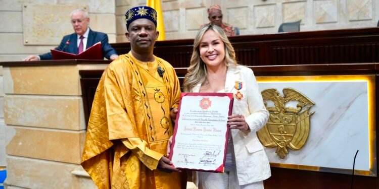 Alcaldesa Aranda recibió Orden Simón Bolívar, máxima distinción de la Cámara de Representantes