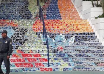 Refuerzan la seguridad en el Parque Centenario con cámaras y mayor presencia policial