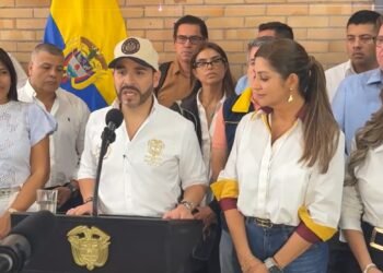Presidente De La Espriella asumió compromisos con Ibagué para fortalecer atención de las emergencias