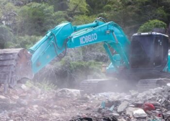 Demolición del predio de la calle 19 con carrera Cuarta avanza en un 40%