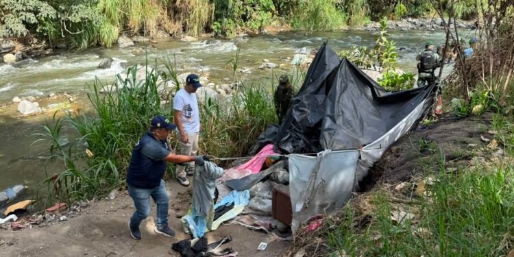 Desmontaron nueve cambuches cerca del río Combeima, al sur de Ibagué