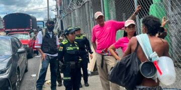 Alcaldía inició acompañamiento social previo a la intervención en los predios de la 19