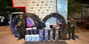¡Frenazo a la minería ilegal! Cayó camión cargado con elementos en vía Ataco-Planadas
