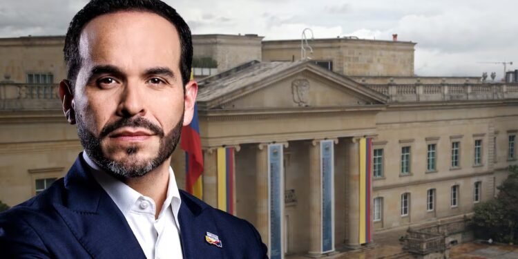 Abelardo De La Espriella asume la Presidencia