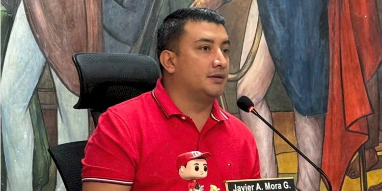 “Hay $63.000 millones de inversión y una Clínica Materno Infantil que se pueden perder”, Javier Mora