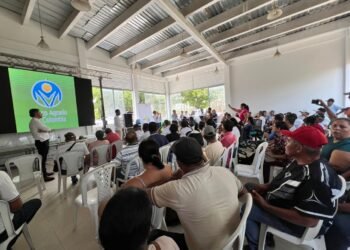 Banco Agrario llega a San Luis con alivios para campesinos afectados por los incendios