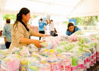 Administración municipal habilitó centro de acopio para enviar ayudas a zonas afectadas por terremoto e incendios