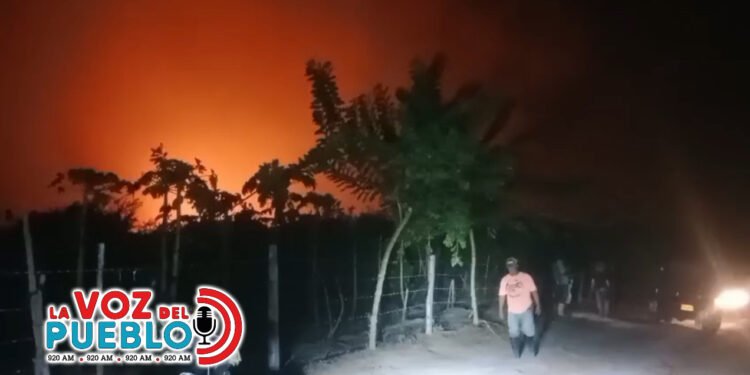 “Mi hermano perdió toda la finquita”: relató de habitante de Cerro Gordo mientras el incendio arrasa cultivos