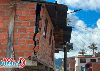 Sismo golpea las vías del sur del Tolima: cerrado el paso entre Payarrica – San Antonio