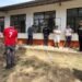 Salón comunal de la Comuna Ocho fue recuperado con jornada de embellecimiento
