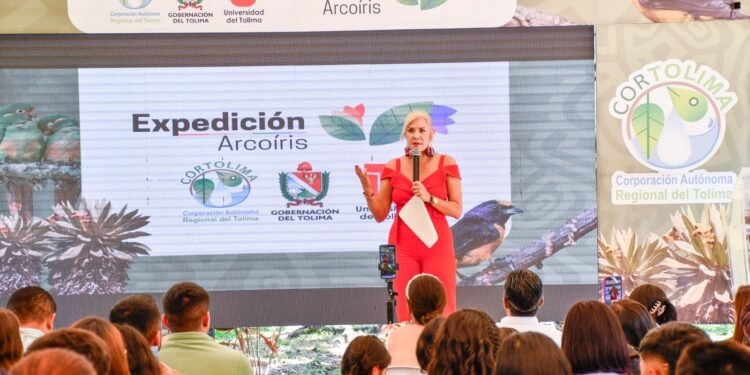 Cierra Expedición Arcoíris con cerca de 1.000 jóvenes formados como guardianes ambientales