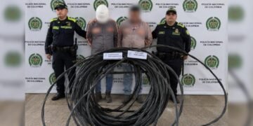 “¡Se les cayó el negocio! Dos capturados y 210 metros de cable recuperados en San Simón”