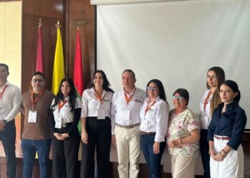 Futuros ingenieros y arquitectos del Tolima aprenden sobre construcción segura tras el sismo