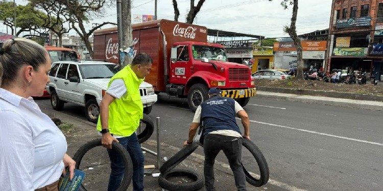 Autoridades intervienieron zona de talleres de la calle 24 para garantizar uso adecuado del espacio público