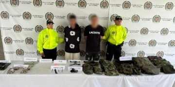 Dos capturados en Ibagué y El Espinal con marihuana, drones, dinero falso y uniformes de uso privativo de las Fuerza Militares