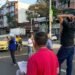 Conductor encadenado protestó en la carrera Quinta con calle 23