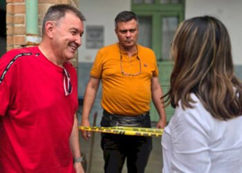 Alcaldía de Ibagué gestiona recursos para reparar sedes educativas afectadas por el terremoto