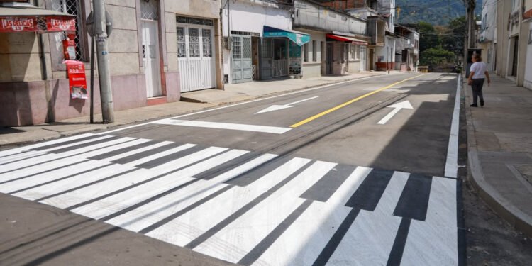 El barrio Pueblo Nuevo estrena vías