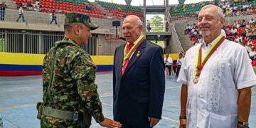 En el Coliseo Mayor de Ibagué se conmemoró el Día del Veterano con un homenaje de todas las Fuerzas