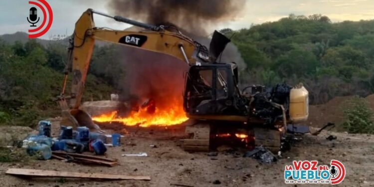 Cinematográfico operativo a la minería ilegal en el Tolima: destruyen maquinaria que movía casi $4.000 millones al mes
