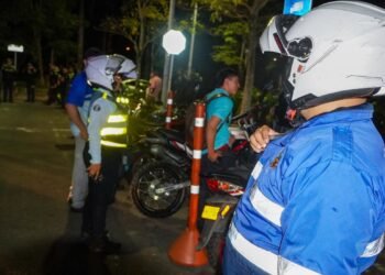 Siguen cogiendo a los ibaguereños mal parqueados