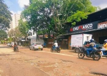 Arrancó la pavimentación del corredor de El Salado, gobernadora confirmó inversión de $33.000 millones